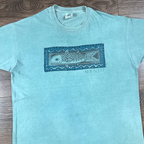 Anvil South Florida Key West Vintage Native American Indigenous Art Fish T-Shirt - Picture 2 of 10